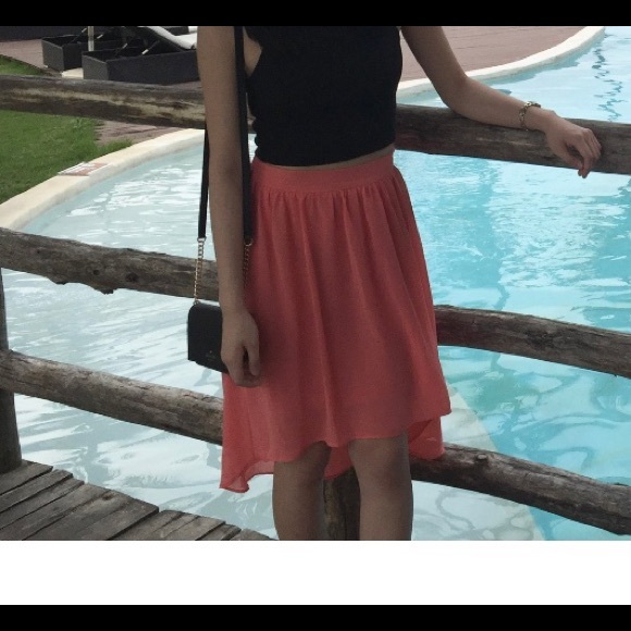 Forever 21 hi-lo skirt - Picture 3 of 5